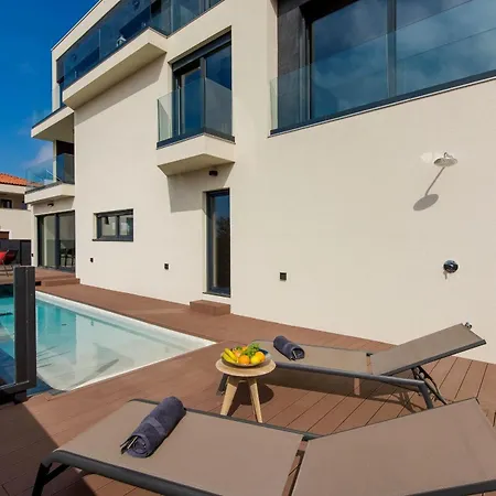Holiday home Mare Exclusive Mit Pool Und Fitnesstudio *