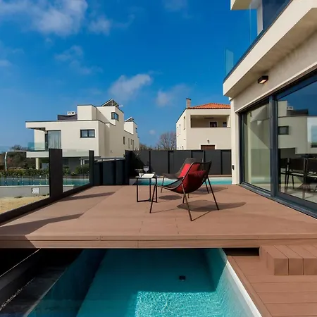Mare Exclusive Mit Pool Und Fitnesstudio Porec
