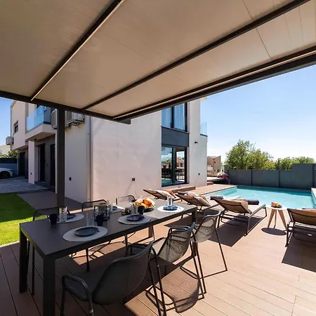 Mare Exclusive Mit Pool Und Fitnesstudio Holiday home